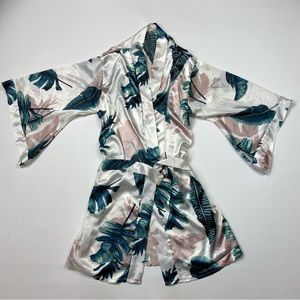 Shein Silky Tropical Print Short Robe Size XL